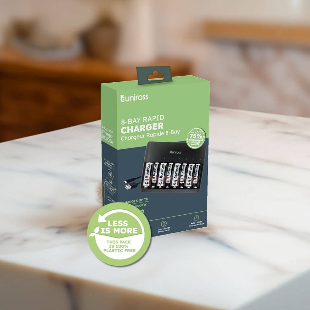 Uniross 8 Bay Battery Charger for AA & AAA Batteries - Simultaneous Charging